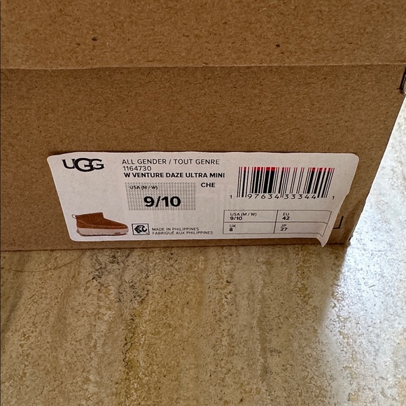 UGG Venture Daze Ultra Mini Boot - Picture 3 of 8